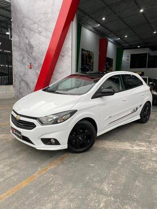 CHEVROLET ONIX 1.4 MPFI ACTIV 8V FLEX 4P AUTOMÁTICO
